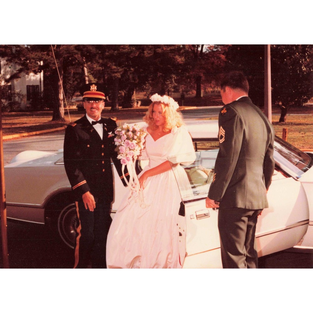 Vintage 1980s Military Wedding Found Photo Army Dress Uniform Bride White Car - Picture 1 of 2